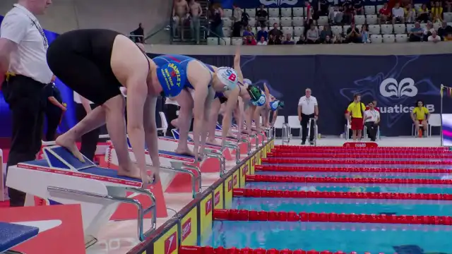 Women's MC 100m Freestyle