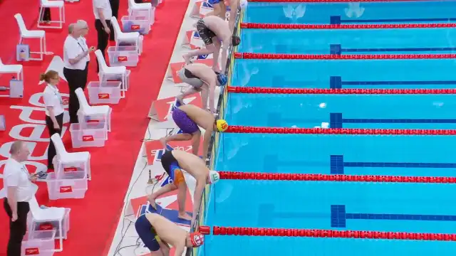 Men's 100m Breaststroke - Heat 4/11